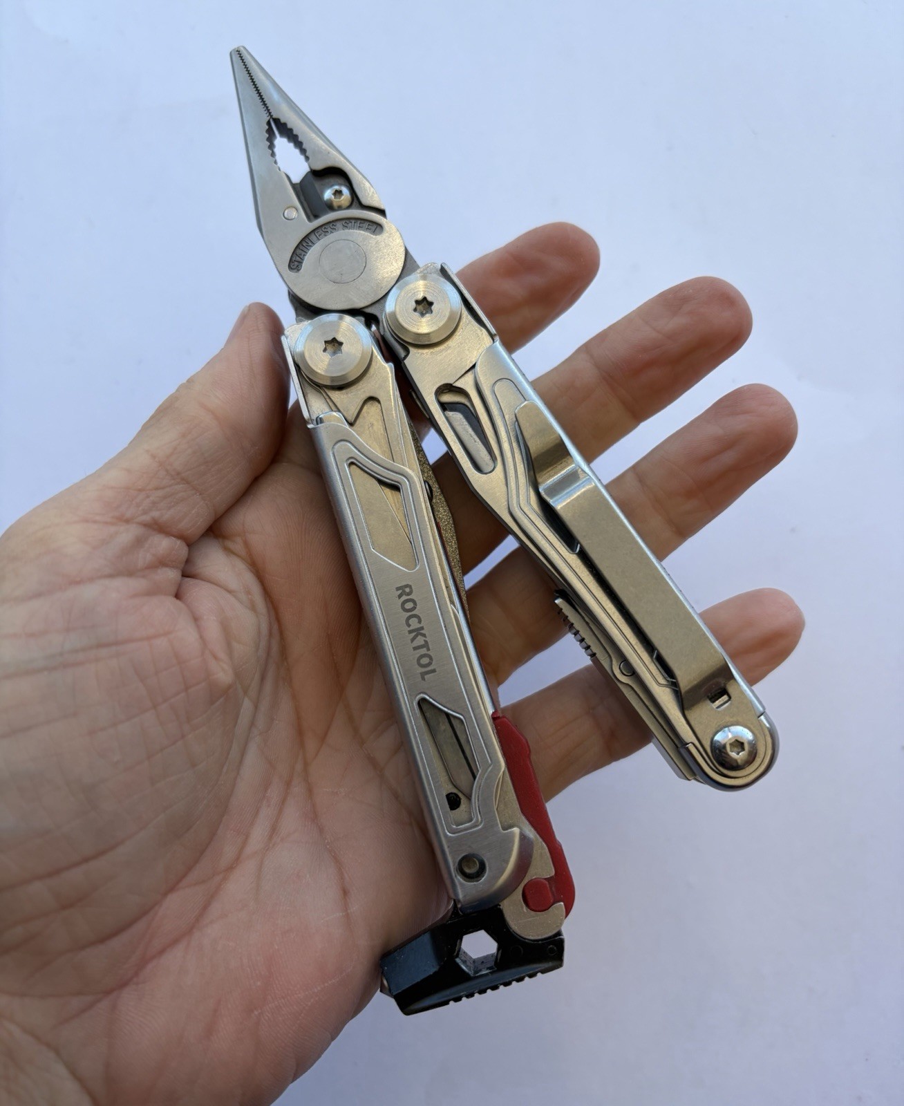 ROCKTOL MULTITOOL 22-IN-1 W/SHEATH & FIRE STARTER/WHISTLE & MORE, EXCELLENT