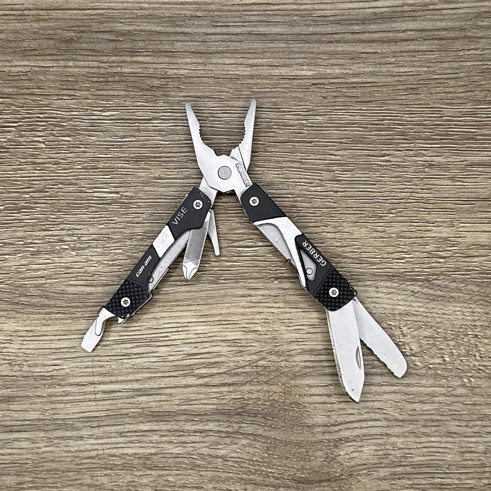 Gerber Vise Multi Tool Multitool Knife Pliers Folding EDC Tool