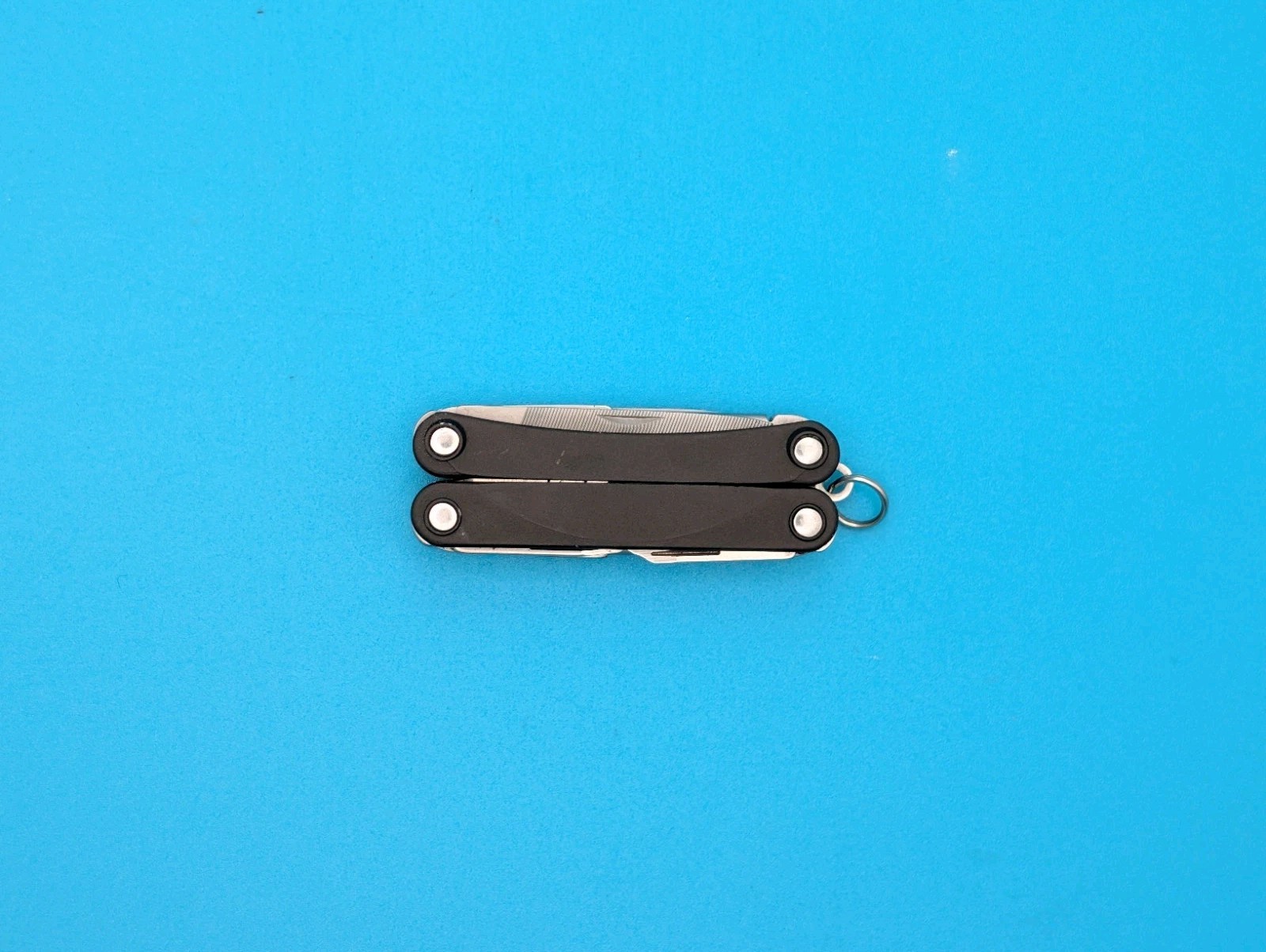 Leatherman SQUIRT PS4 Multi-Tool! BLACK! *broken nail file*