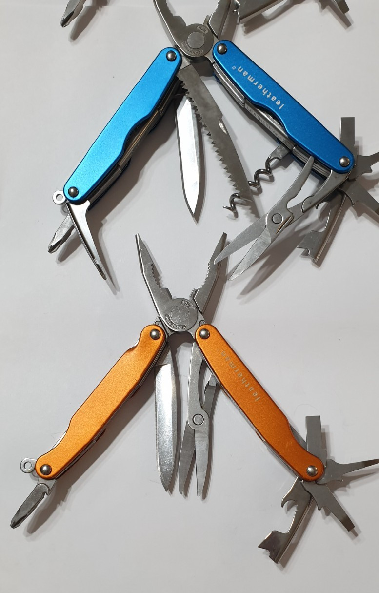 🔥 Leatherman Juice C2 S2 CS4 Set Blue Orange Red Retired MultiTool Collectable