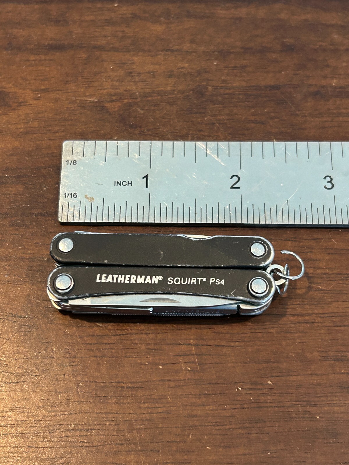 Leatherman Squirt PS4 Black Multi-Tool USA L219