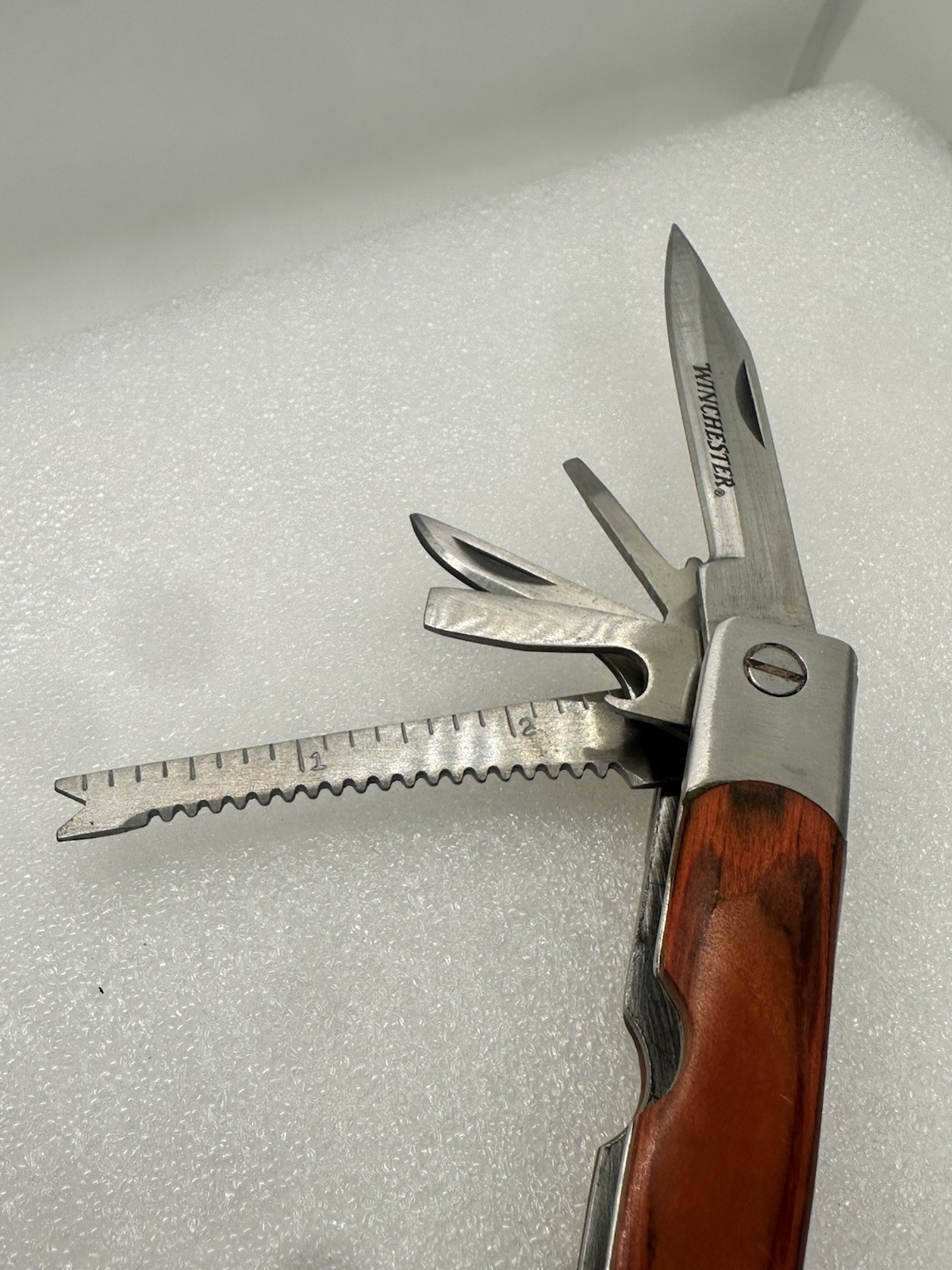 Winchester Wood Inlay Butterfly Opening 12 In 1 Multitool W/ Sheath & Bit Set