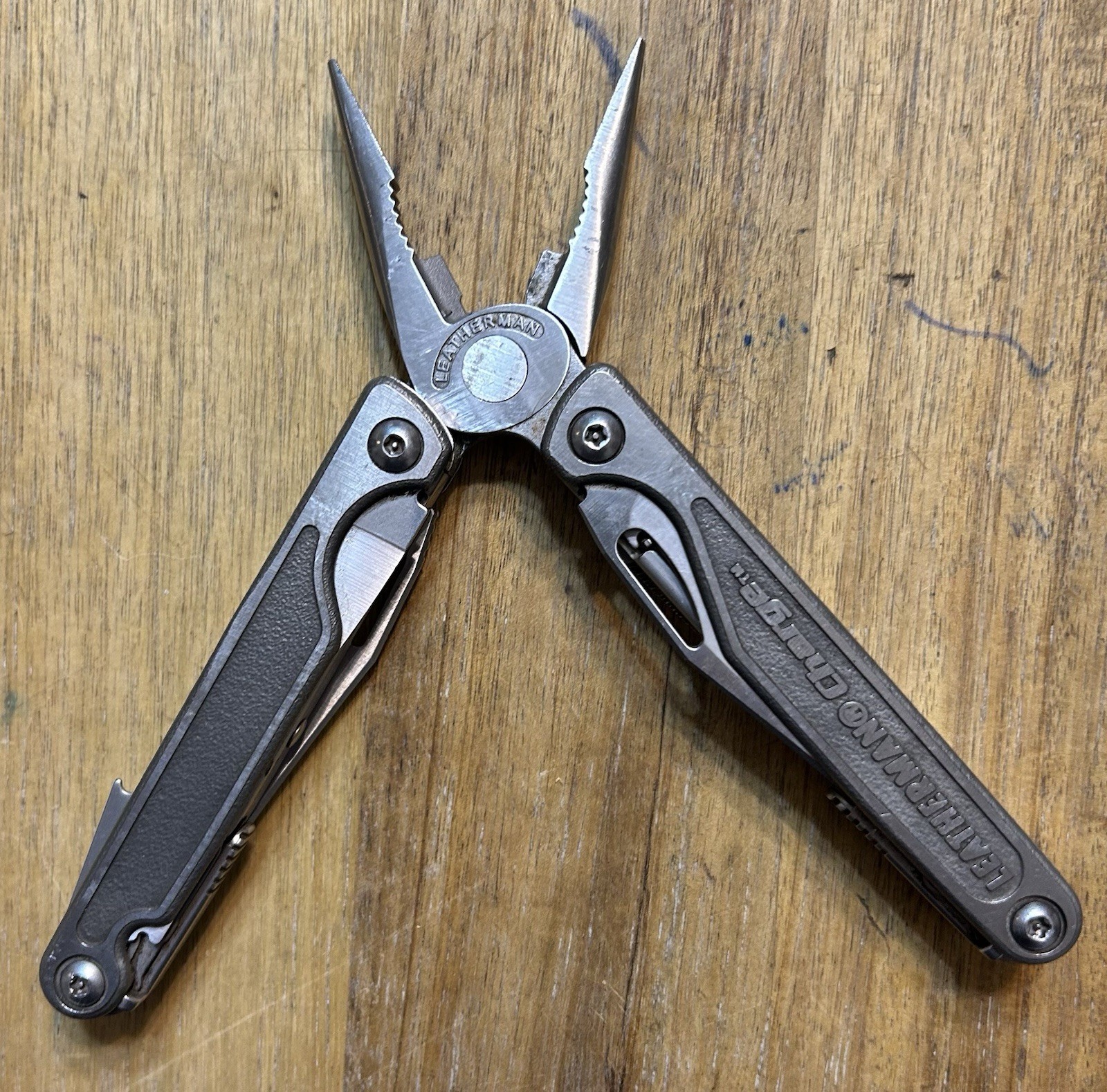 Leatherman Charge Multitool Titanium 154cm With Sheath Nice