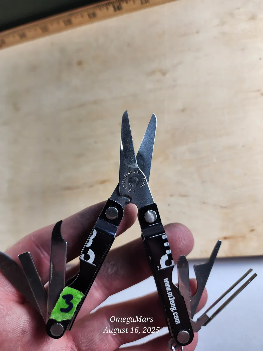 Leatherman Micra Black #3 Light usage