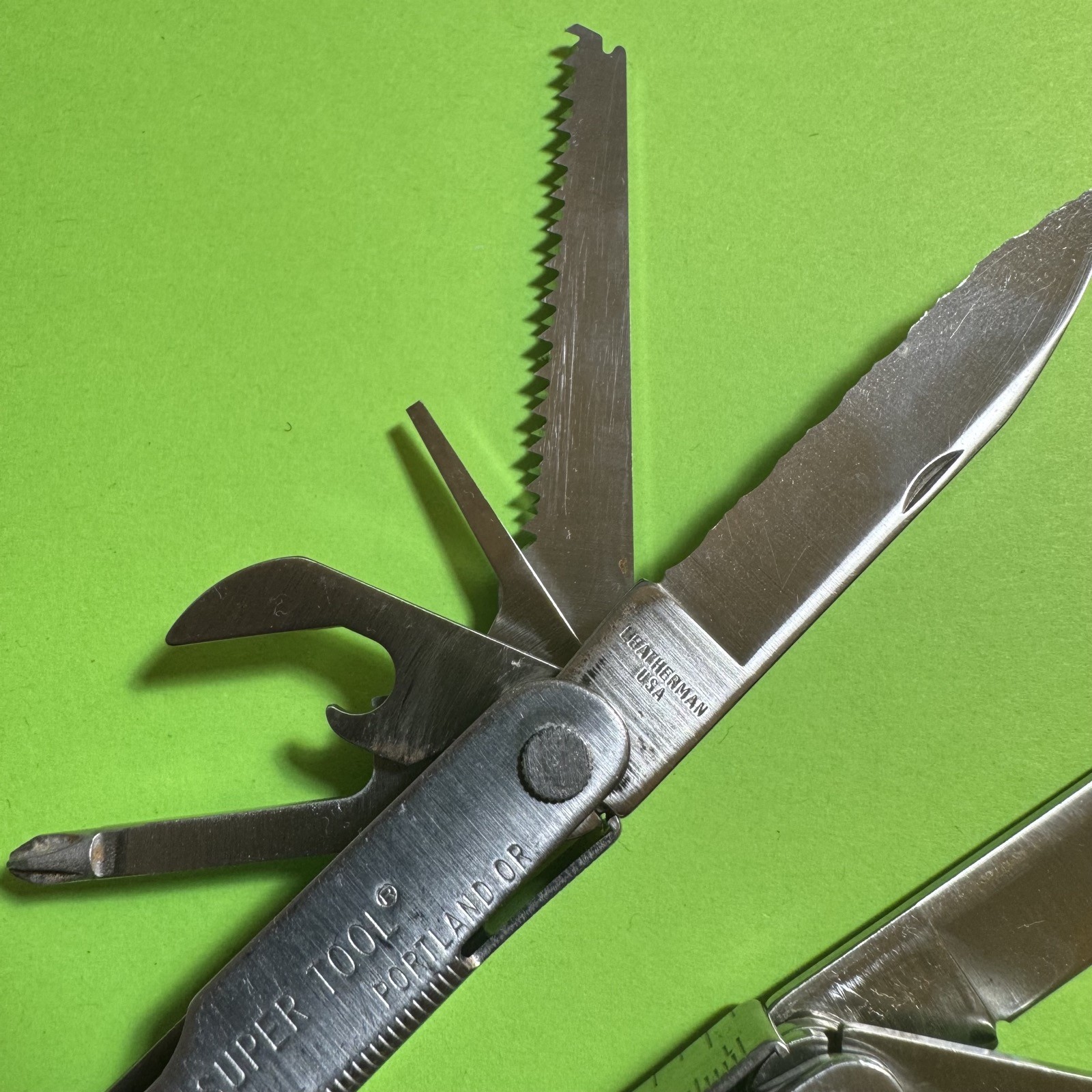 Leatherman Super Tool Plier Multi Tool Pocket Knife New Nylon Sheath EDC #735