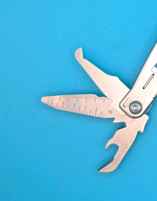 LEATHERMAN WINGMAN MULTI-TOOL! FAST SHIPPING! WITH SHEATH!