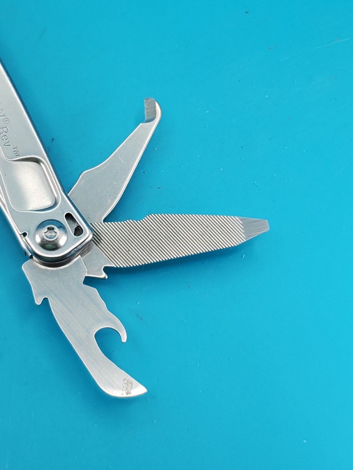 Leatherman Rev 3.8″ Multi-Tool, Stainless!