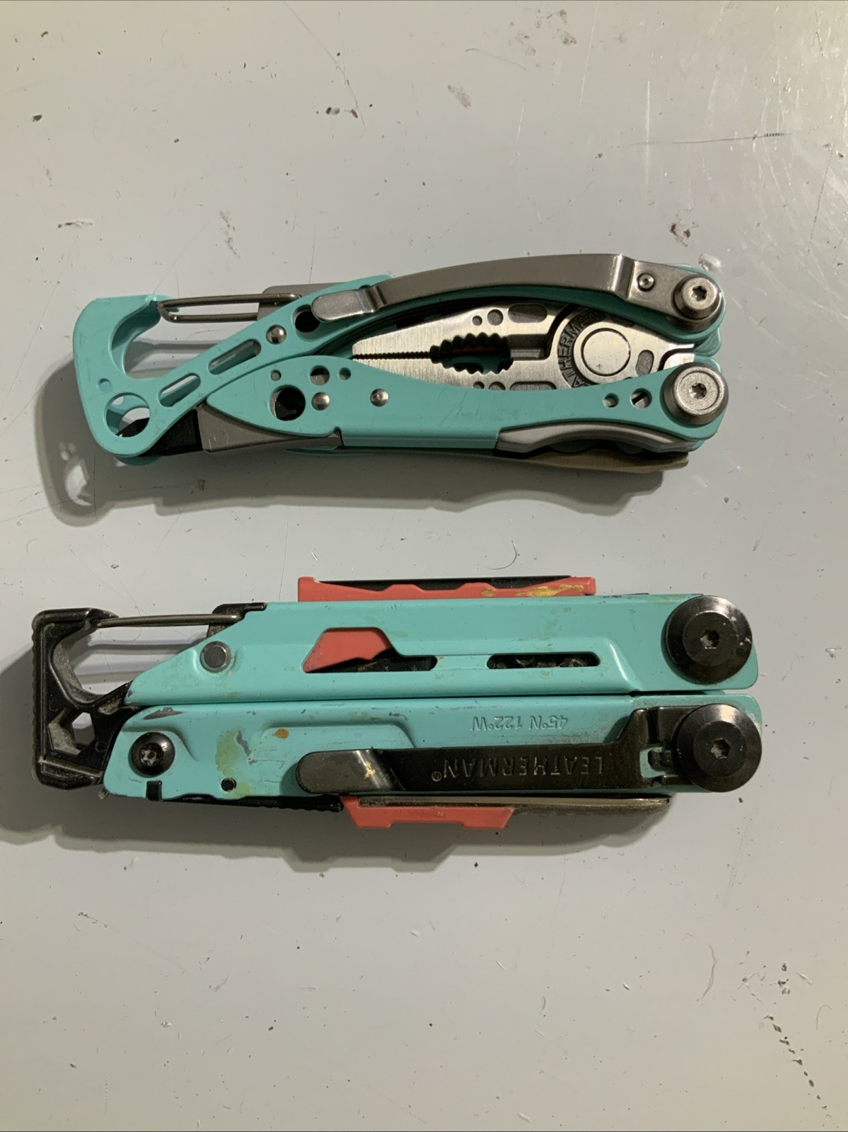 LEATHERMAN Signal & Skeletool CX Multi-Tool! AQUA! USED