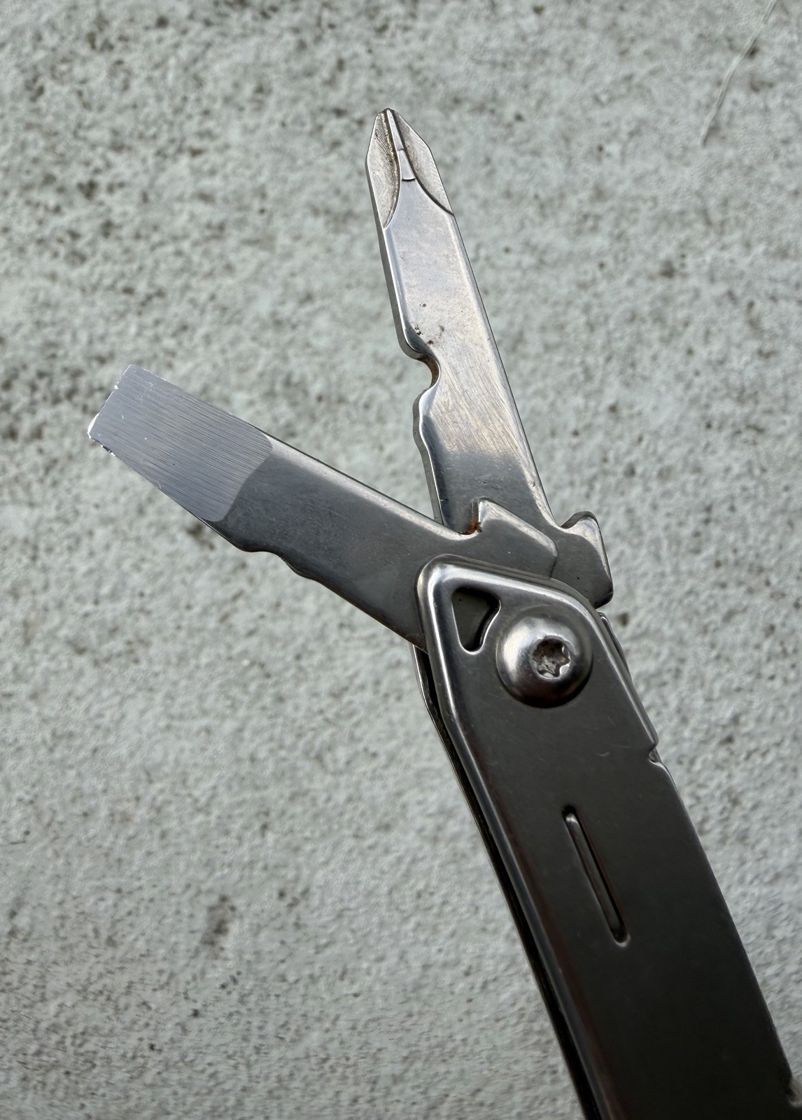LEATHERMAN WINGMAN 14-IN-1 MULTI-TOOL, PLIERS, SCISSORS, SCREWDRIVER, CLIP, EXC!