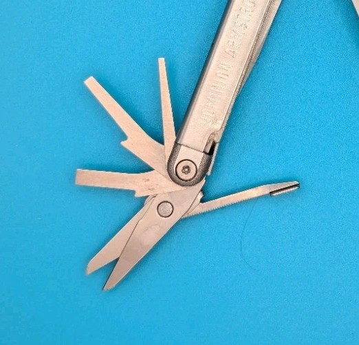 Vintage Leatherman Wave Original Multi Tool! , Dated 0402 (APR, 2002)
