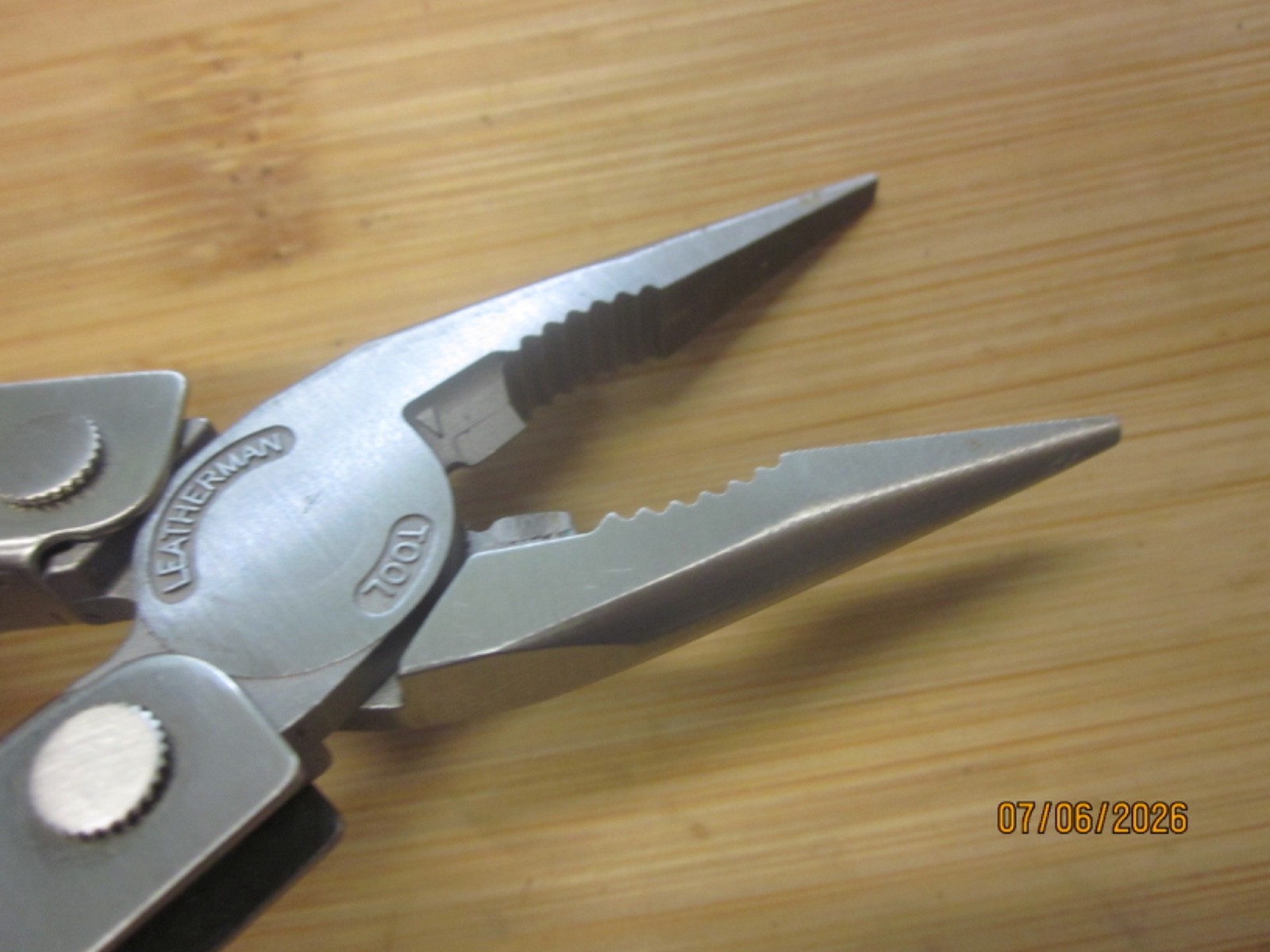 VTG LEATHERMAN PST II MULTI TOOL W/ORIGINAL LEATHER SHEATH, LOOKS UN-USED, 07-03