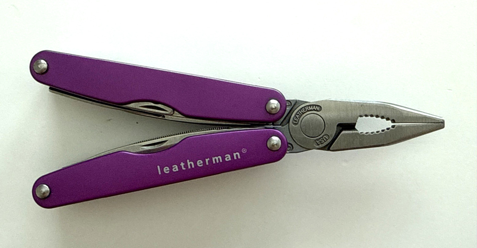 Leatherman Juice XE6 Multi-Tool Purple USA