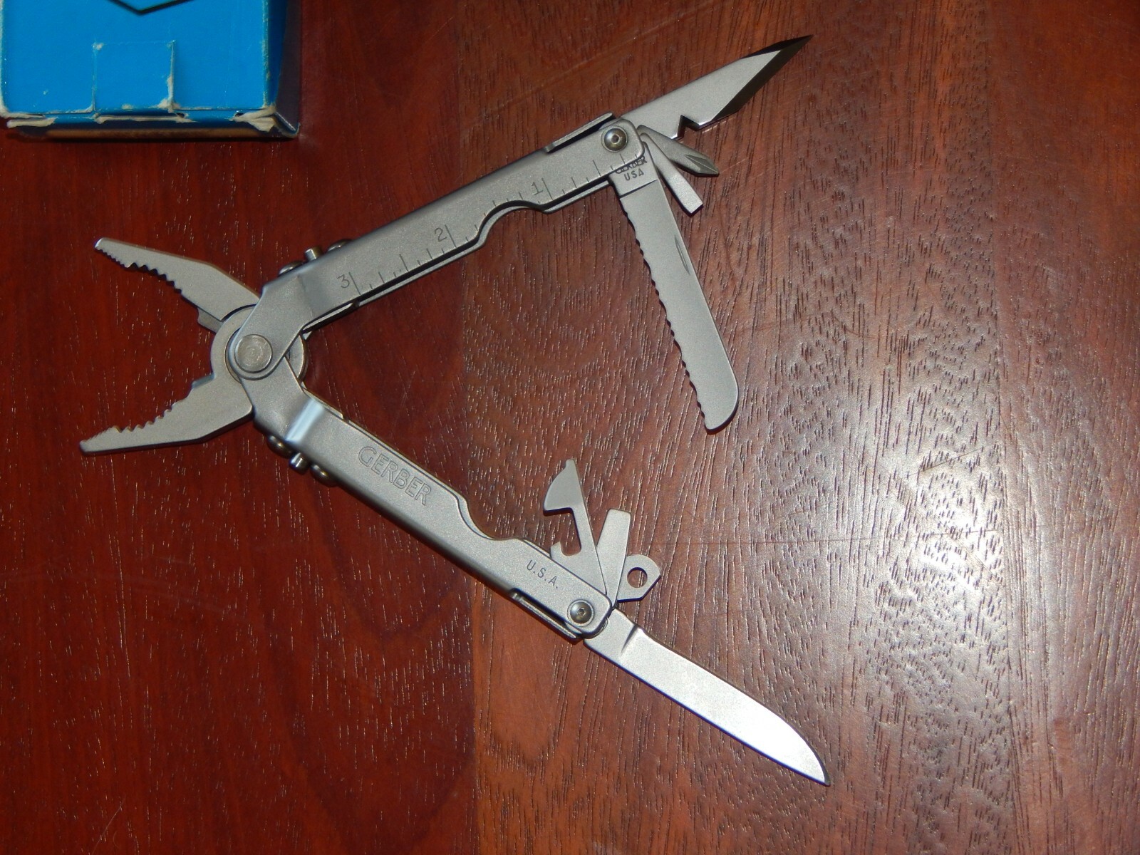 NEW GERBER MULTI-PLIER 55800 MULTI-TOOL STAINLESS SHEATH w/BOX, VERSION 2.0