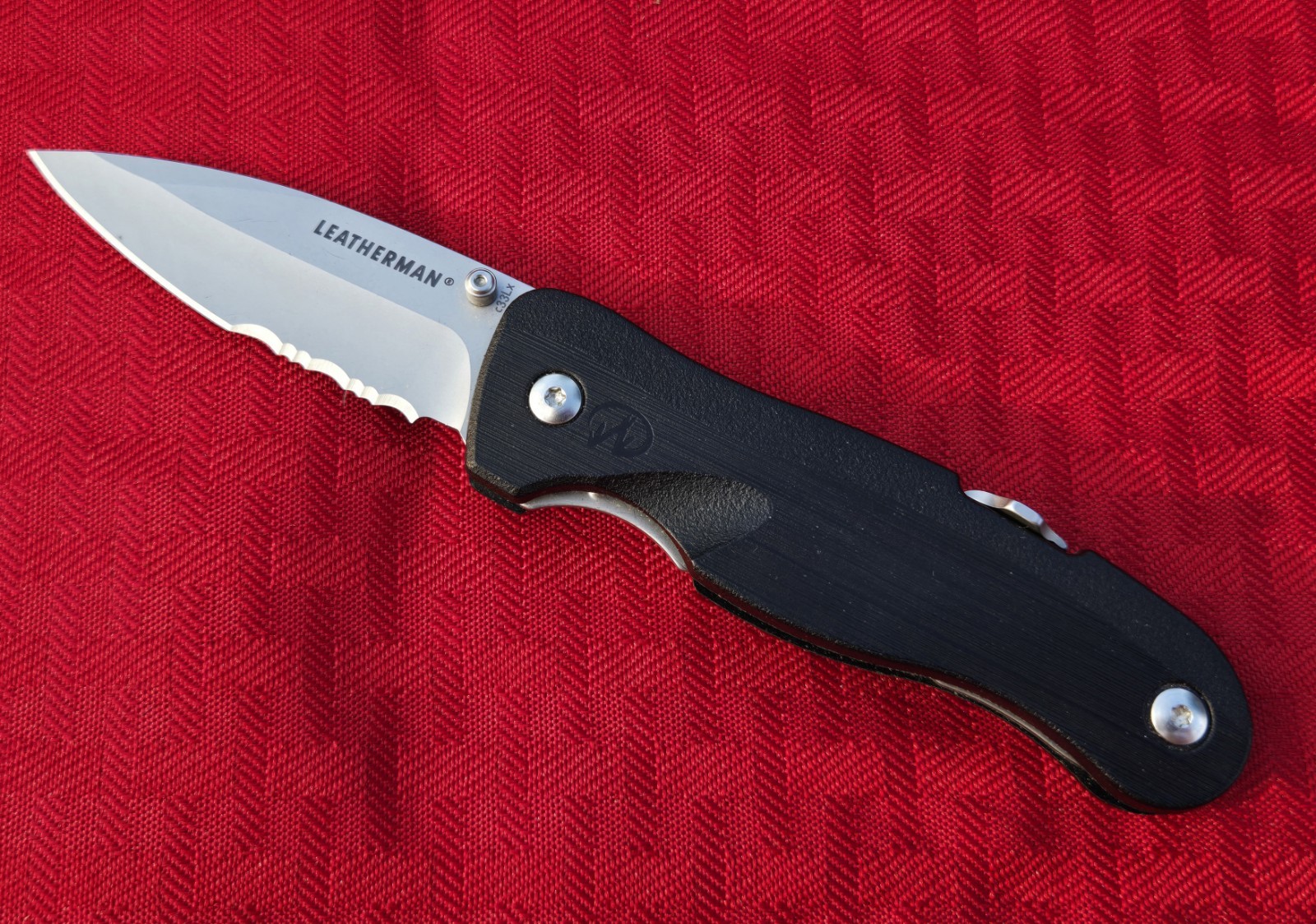 Leatherman Crater C33LX Folding Liner Lock Pocket Knife Carabiner Tool EXC