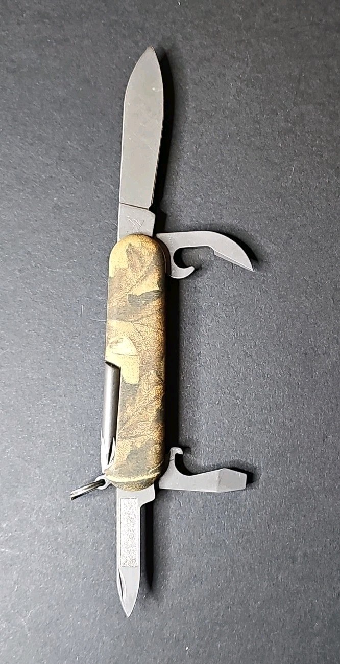 Wenger Highlander Swiss Army Knife Timber Camo 16170 85mm Multi Tool Switzerland