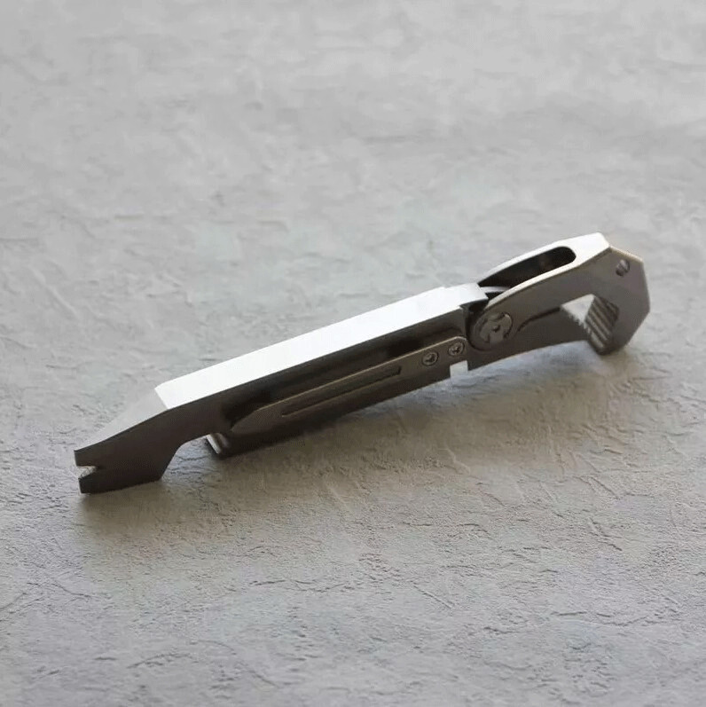 New TC4 Titanium Crowbar Pry Bar Wrench Spanner Bottle Opener Clip Quality Tool