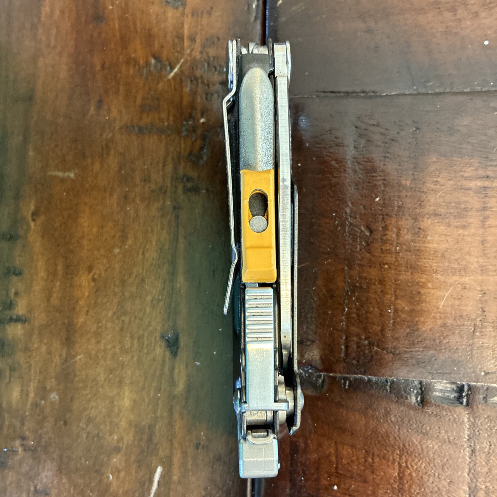 Leatherman Signal Multi-Tool Black / Yellow – Excellent!