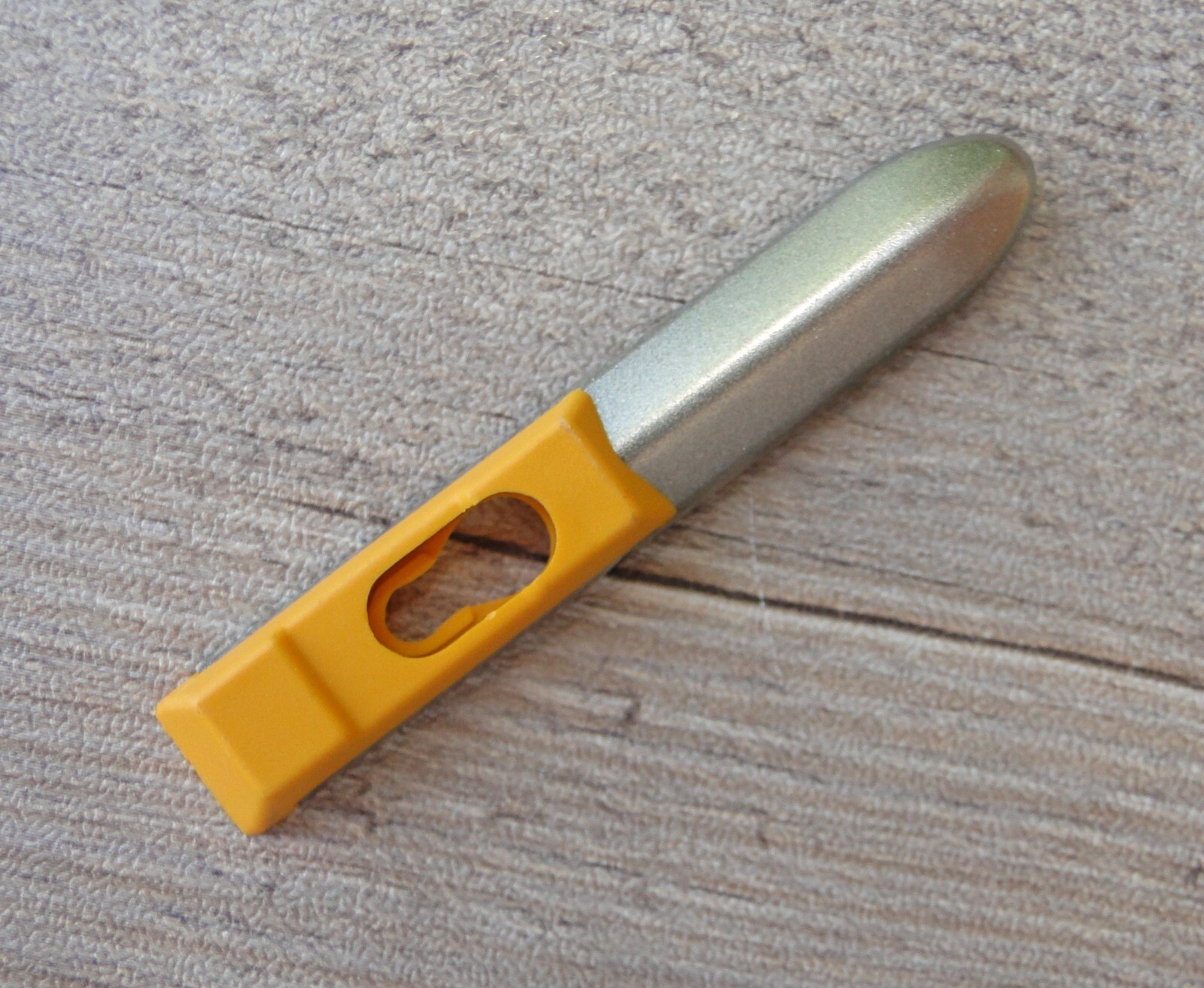 Leatherman® Signal Diamond Coated Sharpener Yellow for Signal Multi-Tool 935000