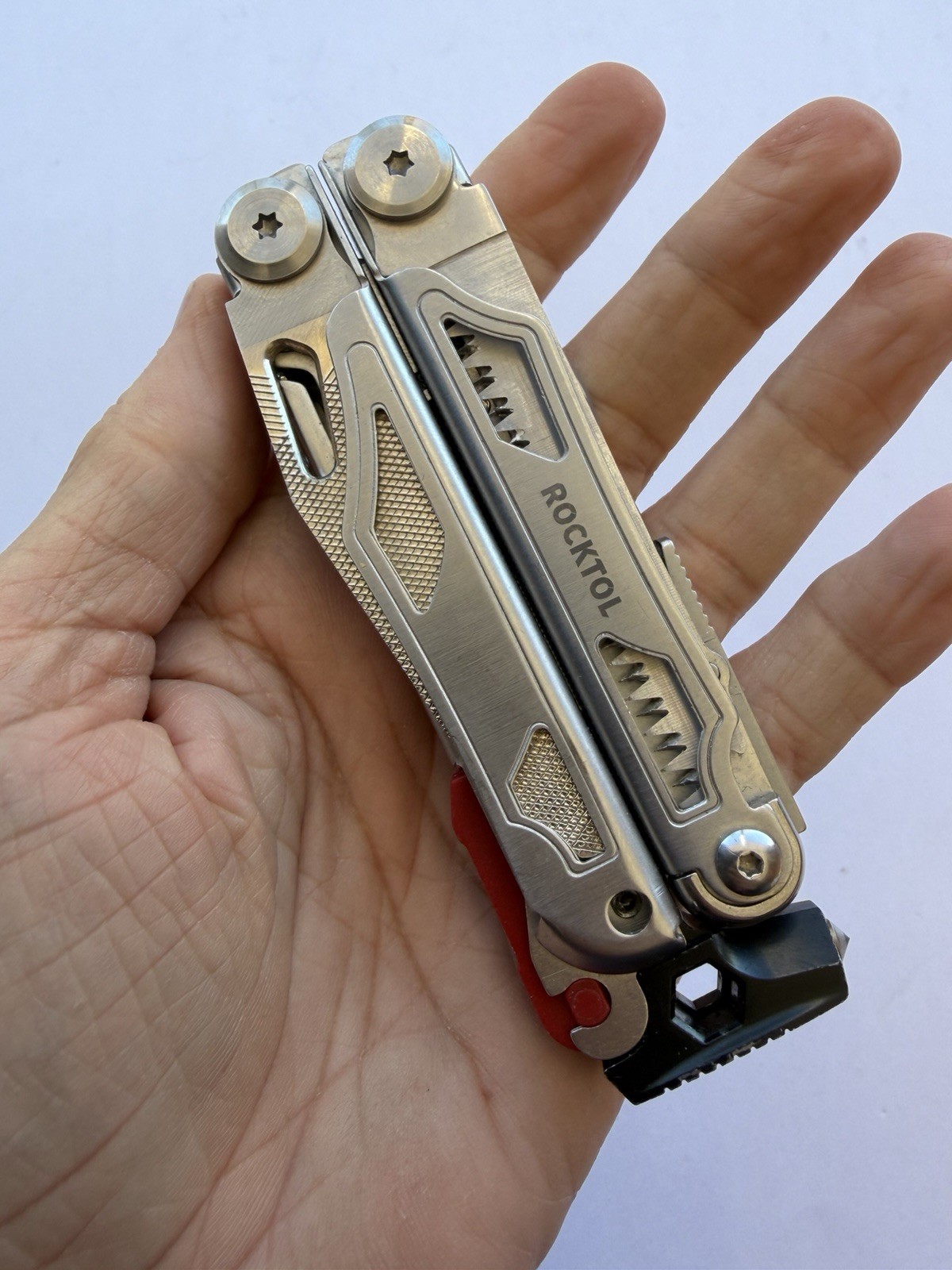 ROCKTOL MULTITOOL 22-IN-1 W/SHEATH & FIRE STARTER/WHISTLE & MORE, EXCELLENT