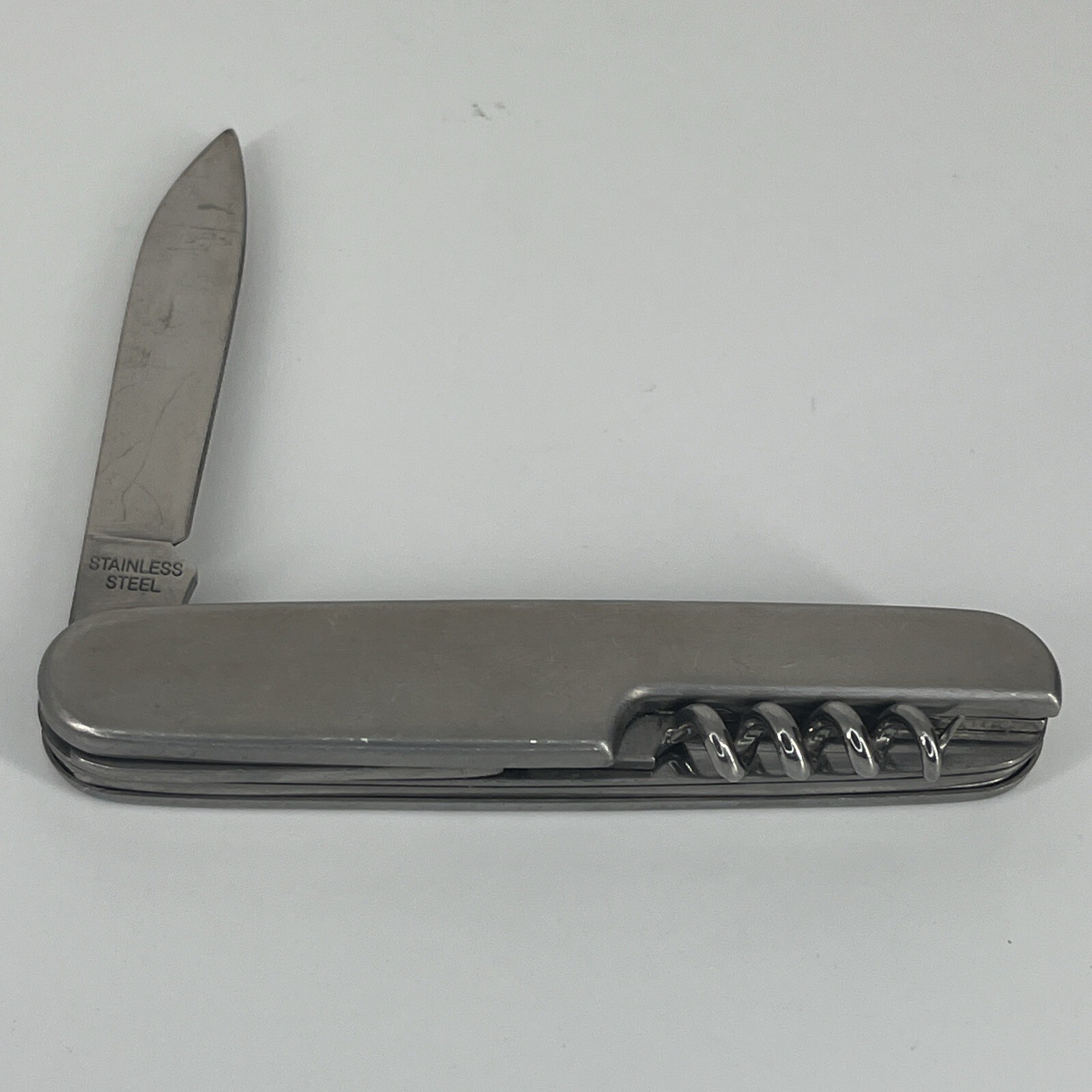 National Geographic Adventure Folding Knife Multi-Tool Bottle Opener Corkscrew