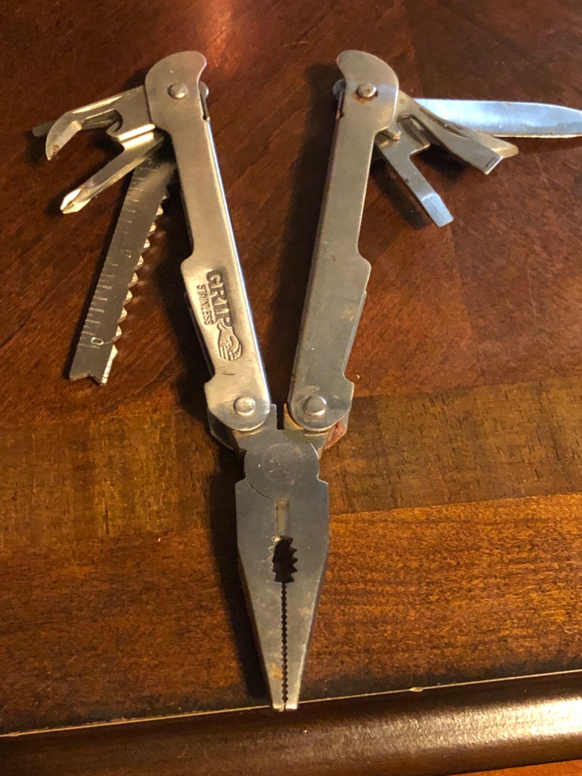 Grip Stainless Multi Tool Pliers, Knife, Bottle Opener, Philips Screwdriver