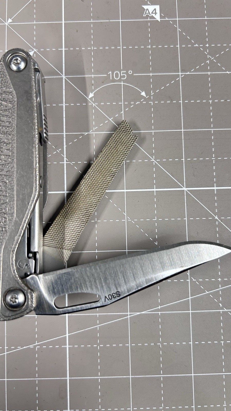 Leatherman Charge TTI Titanium S30V