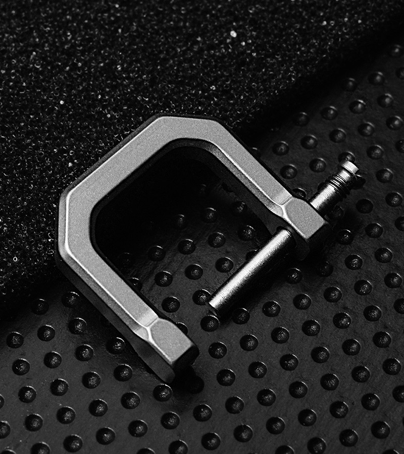 1pc EDC TC4 CNC D Type Porable Car Keychain Outdoor Horseshoe Buckle Hanging