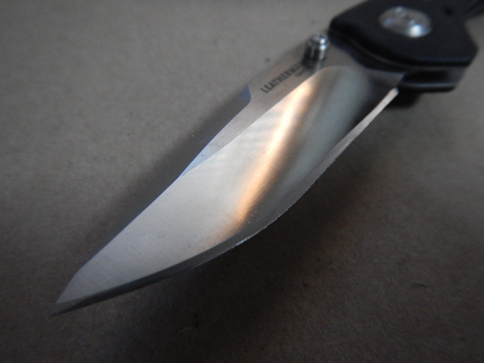 Rare! Leatherman K500X Knife-Multitool 154CM Folder Lockback Knife w/Carabiner