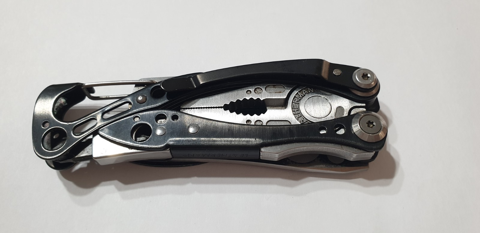 🔥 Leatherman Skeletool CX Carbon Fiber Rare Retired Used Multi Tool Collectable