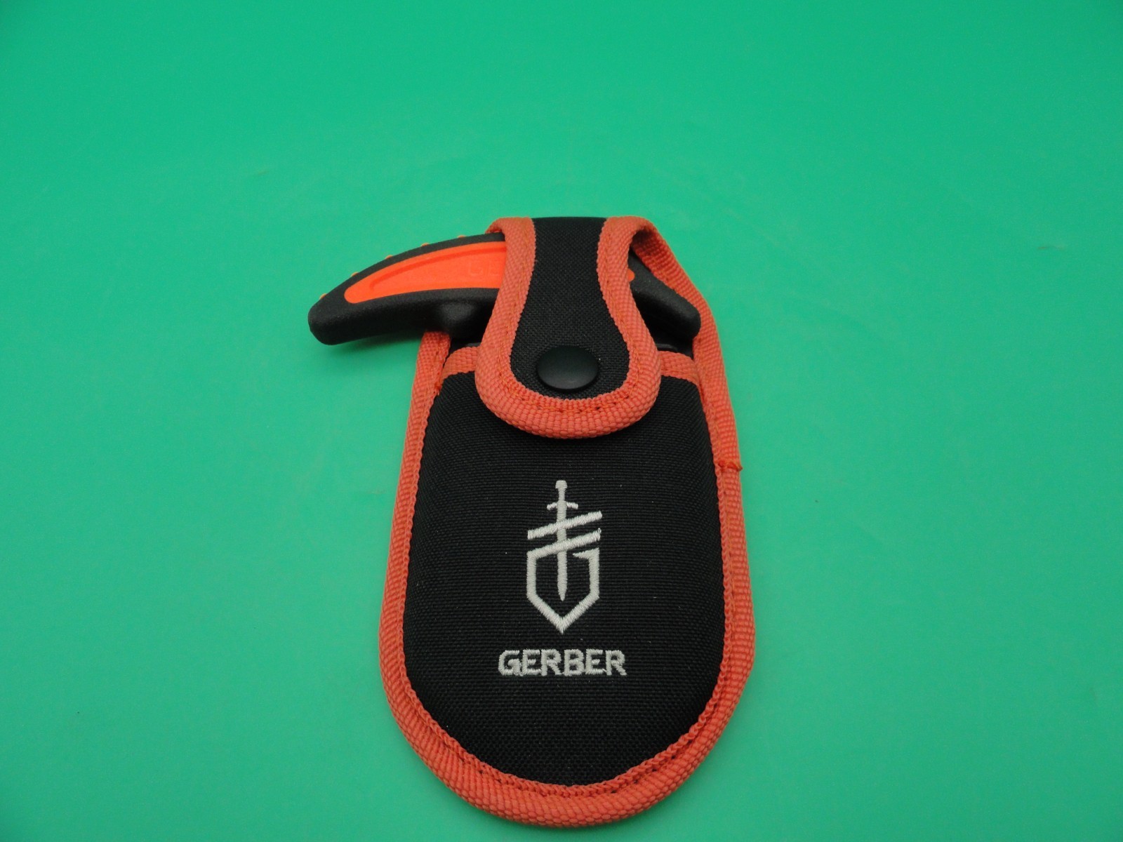 GERBER FISKARS 33-011623 SKINNING KNIFE