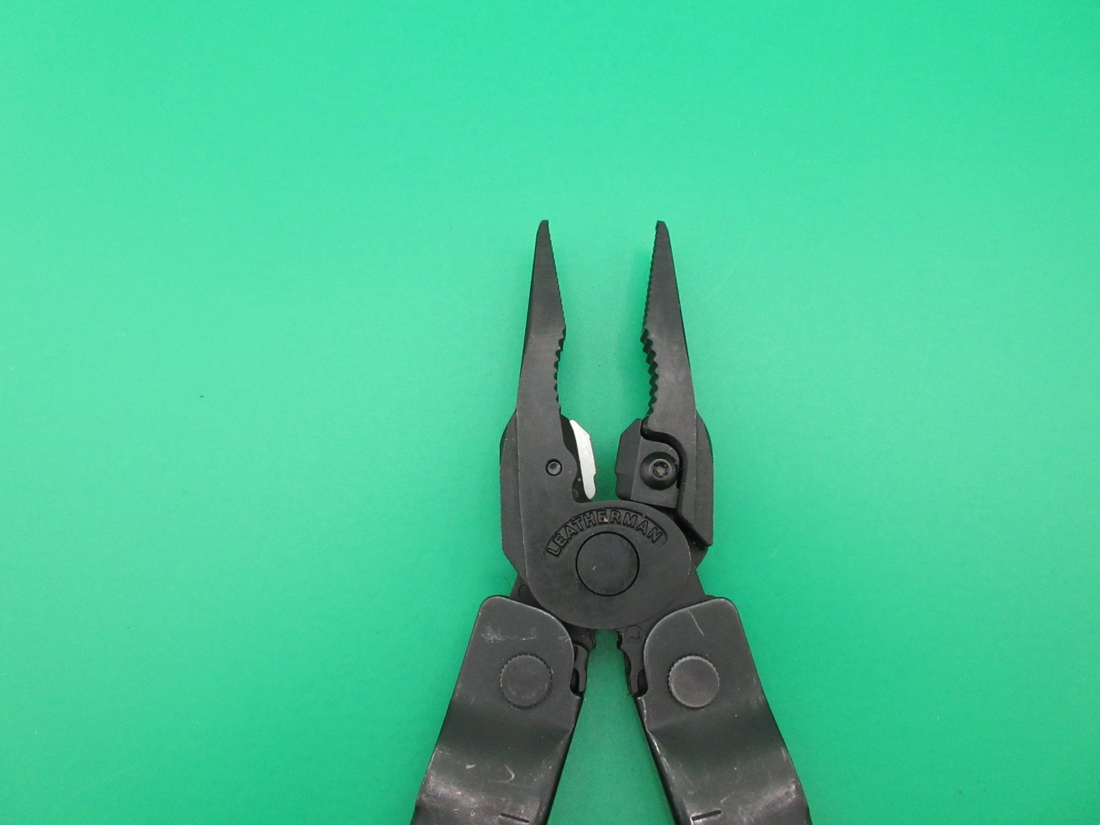 Leatherman Super Tool 300 Black Oxide Folding Multi Tool Knife Saw #60A
