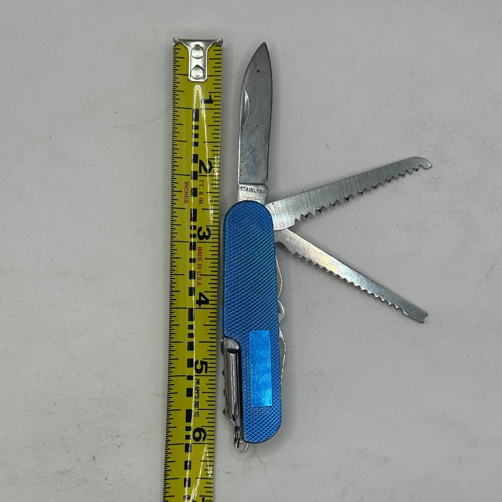 Multifunctional Tools Army Knife Handy Pocket Camping BLUE