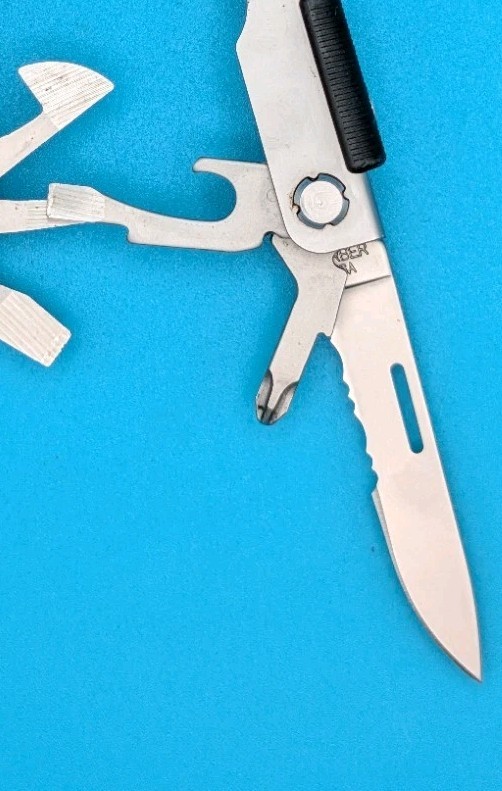 Gerber MP400 Compact Multitool Stainless Steel! With Sheath!