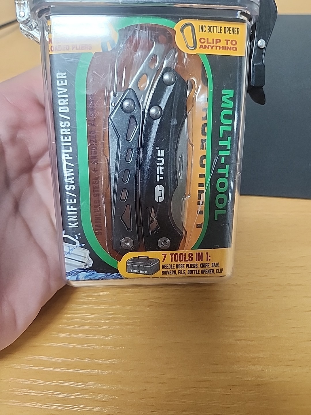TRUE UTIITY SEVEN TU180 Multiitool With Case