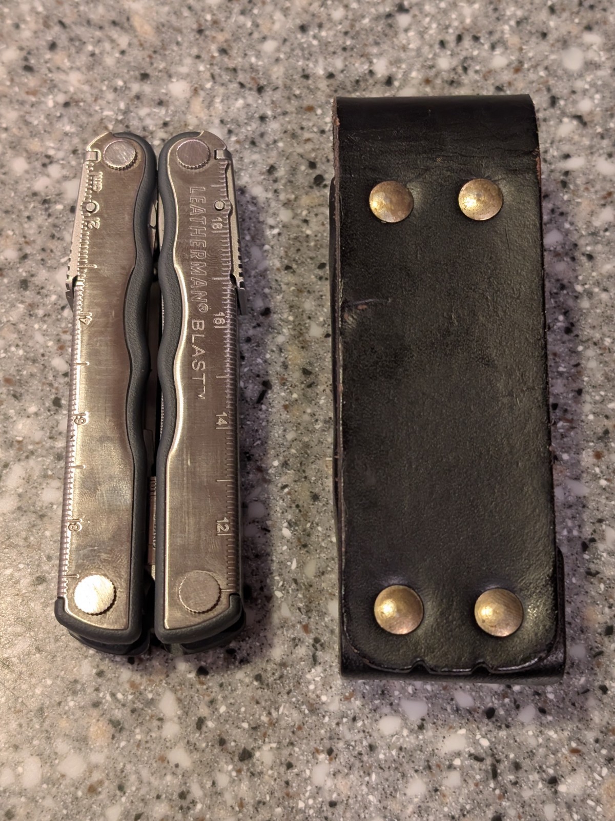 RETIRED 2008 Leatherman BLAST Multi-Tool with Leather Sheath