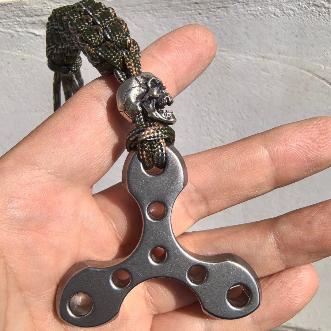 TC4 Titanium alloy Triangle Cross Pendant “Thickened 8mm” – EDC Tool