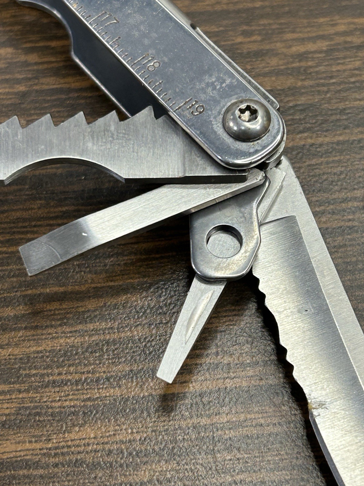 Bear MGC Cutlery Multi tool & Flashlight PK155MTF