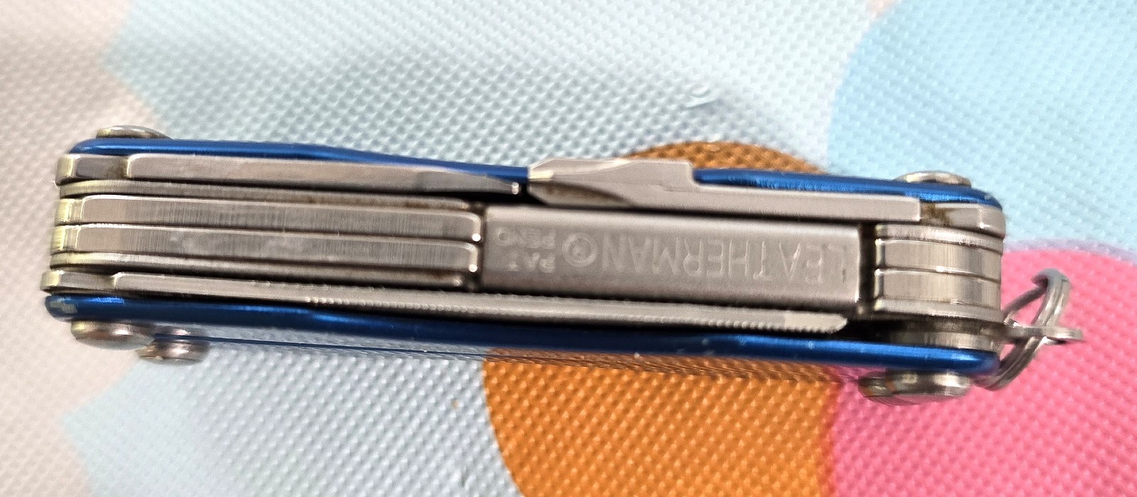 Leatherman Squirt E4 Multi-Tool w/Wire Strippers – Tactical Support Equipment