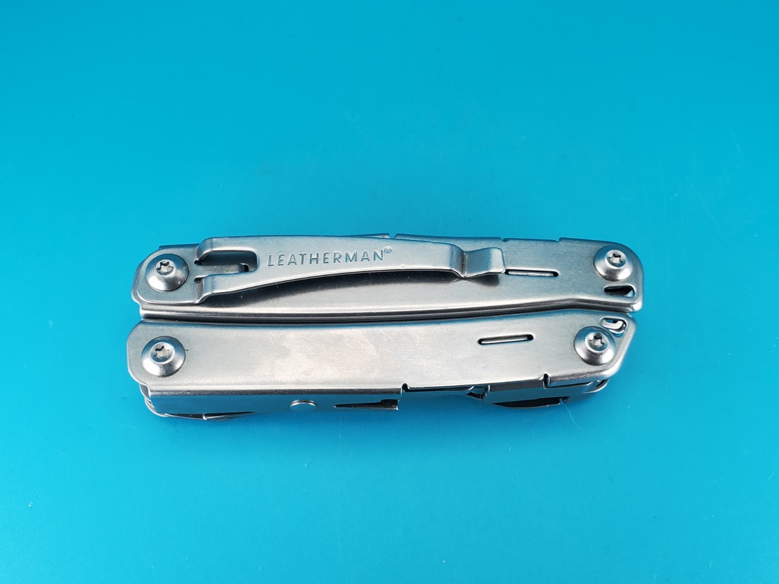 LEATHERMAN WINGMAN MULTI-TOOL! FAST SHIPPING!
