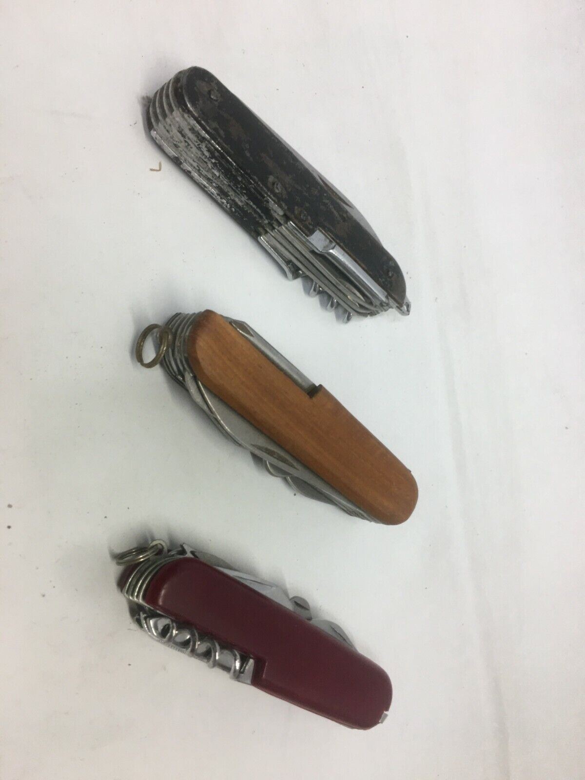 3 Saratoga Pocket Knife Screwdriver, Corkscrew, Toothpick, saw,multi tool