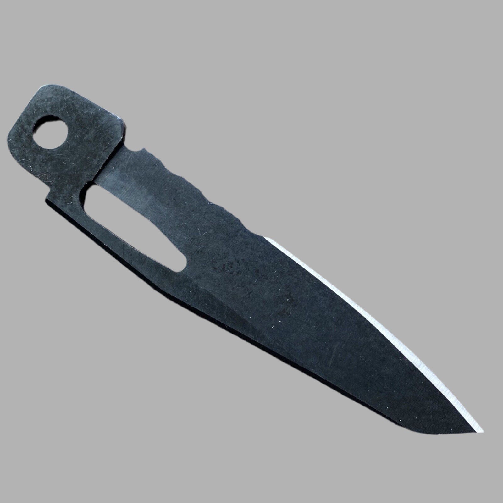 Leatherman Parts Replacement Leatherman MUT, MUT EOD, MUT Black: Knife / Blade