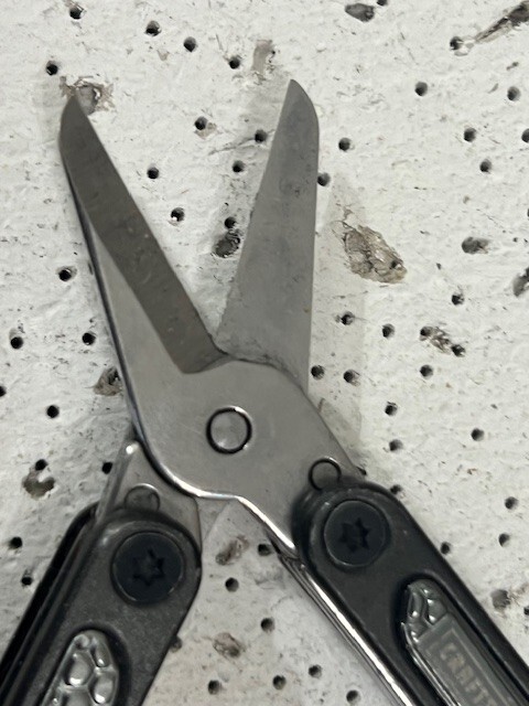 Craftsman 10-in-1 Multi Tools Black Pliers EDC —