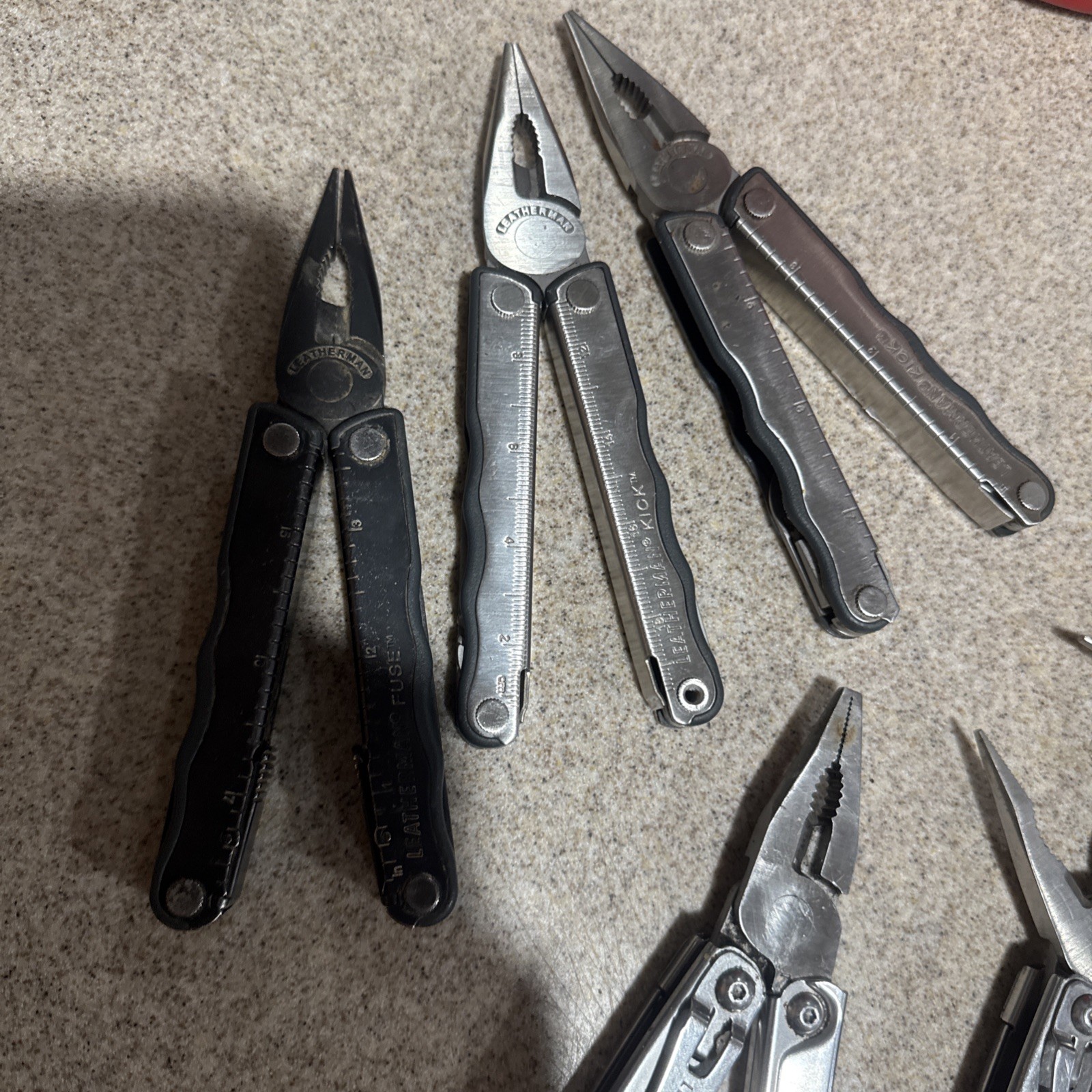 leatherman multi tool Wingman Kick Fuse 6 Piece Lot