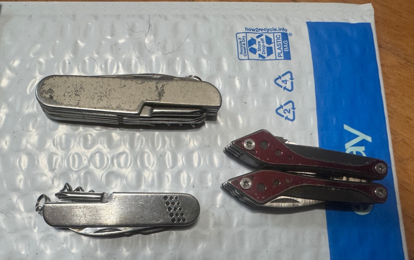 Lot of 3 Multi Tools Cabela’s Multi-Tool 7 Tools, Ace