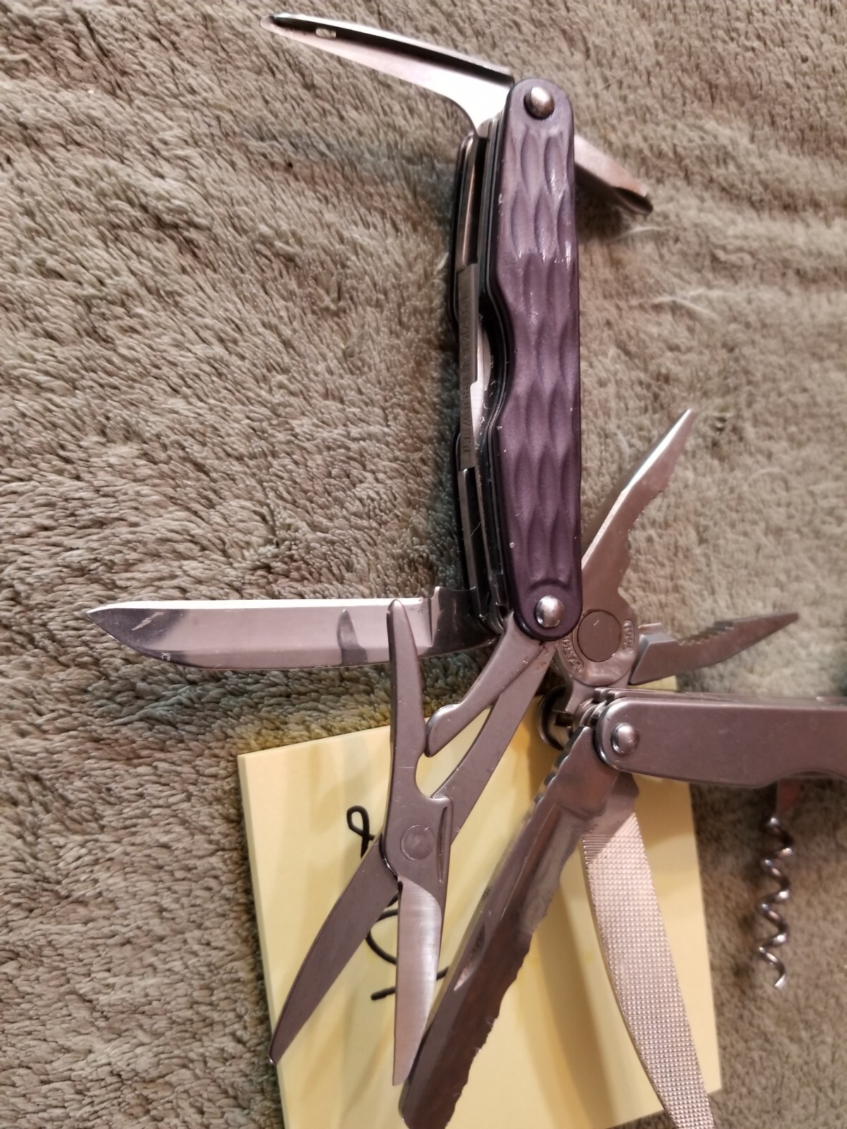 1 Leatherman Grey XE6 JUICE Multi Tool FISHING NICE LOT 2501
