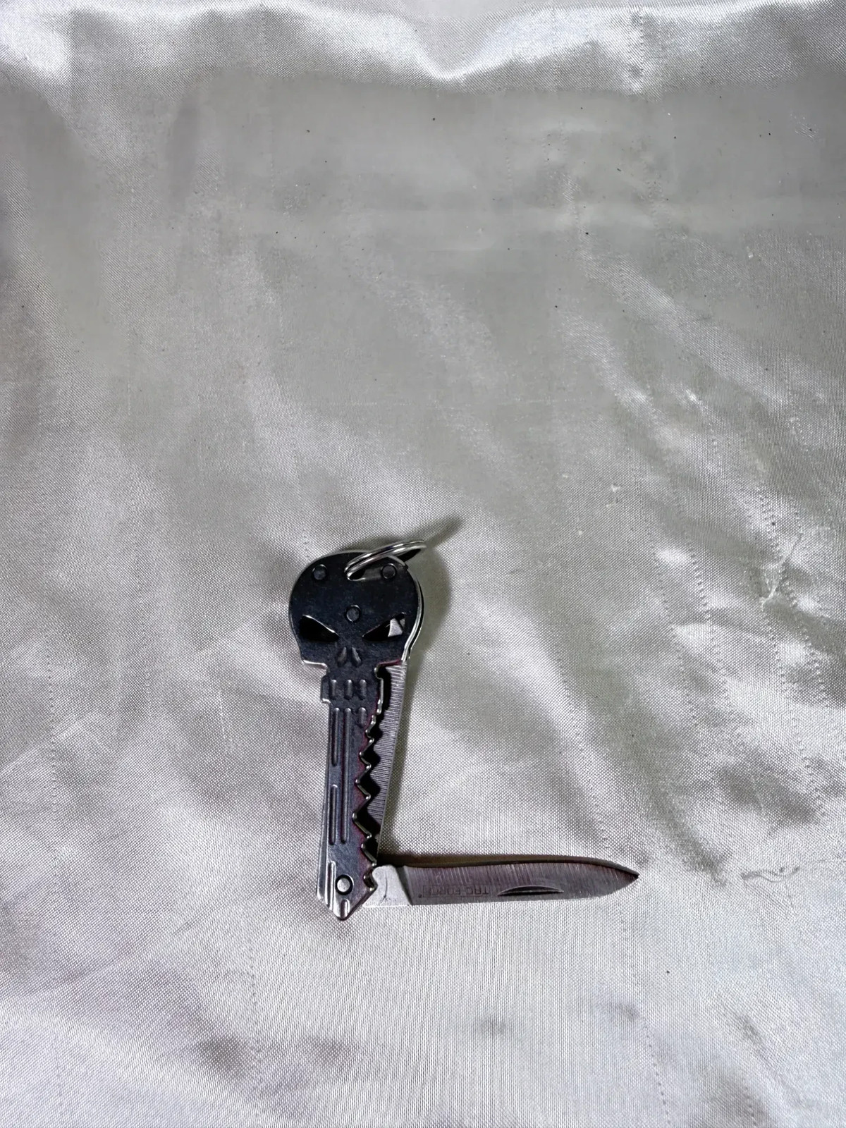 Tac-Force Skull Key Folding Knife TF-920 Mini Pocket Multitool Stainless