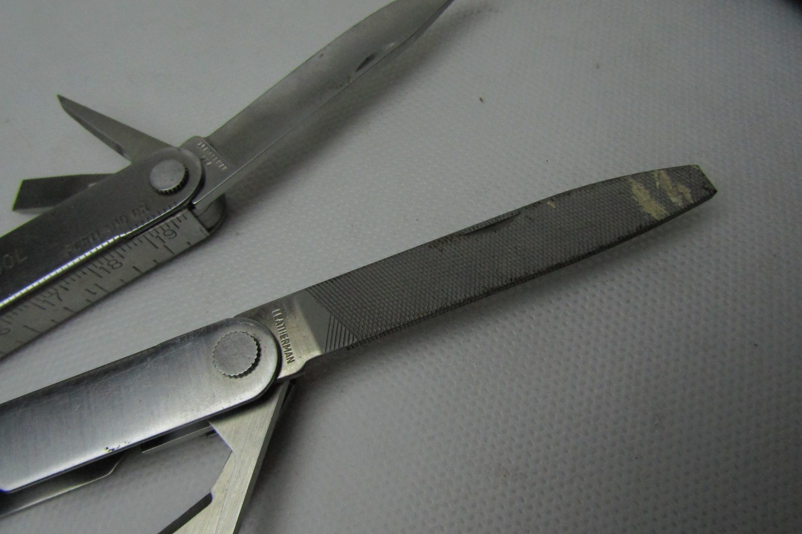 Vintage Cabela’s Branded Original Leatherman Tool Portland OR with Case