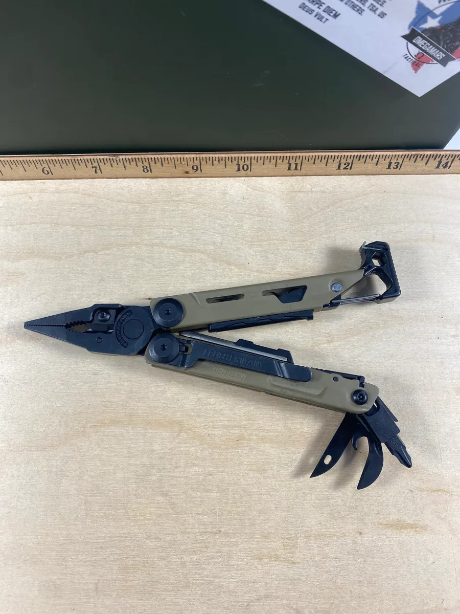 Leatherman Signal Coyote Tan #SG3. Looks/feel brand new (MSRP $149.95)