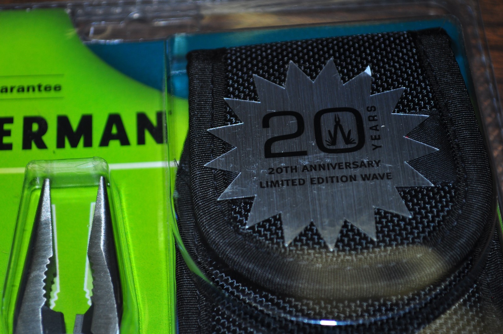 Leatherman Wave 20TH Annversary limited Edition date Year 2002 Hard to find ,USA