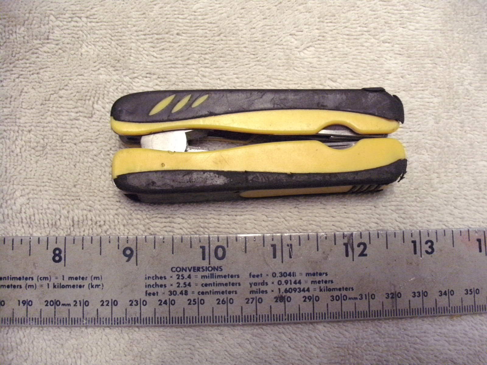 Yellow Handled Multi Tool , Unknown Maker ,See Pictures